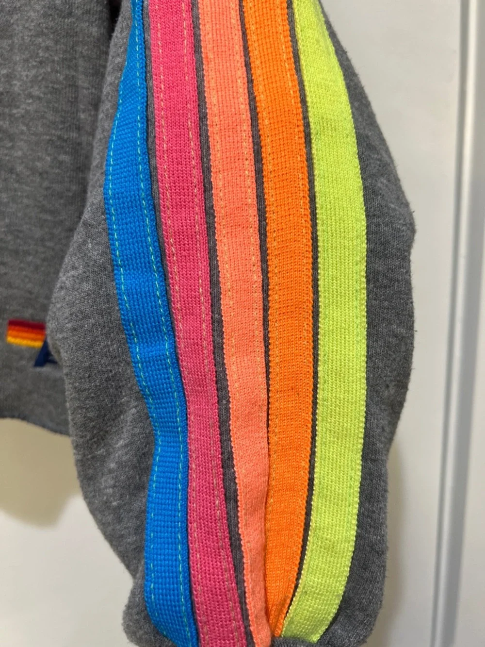 Aviator Nation Gray Set with Rainbow Side Stripes - Picture 4 of 8